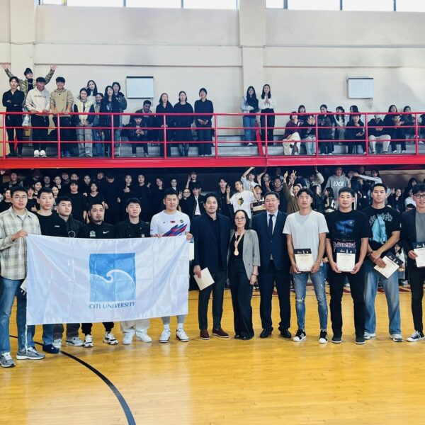 “СИТИ” Их сургуулийн удирдлагууд FISU-AUB Азийн Оюутны аварга шалгаруулах тэмцээнээс хүрэл медаль хүртсэн тус багийн гишүүдийг хүлээн авч уулзлаа